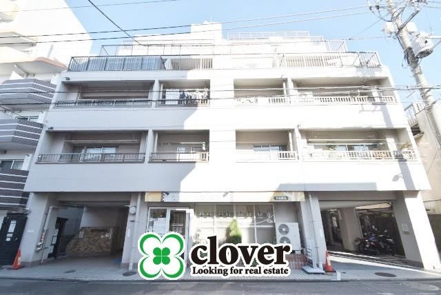 3LDK apartment in Shinagawa Ward, Tokyo - Photo 1