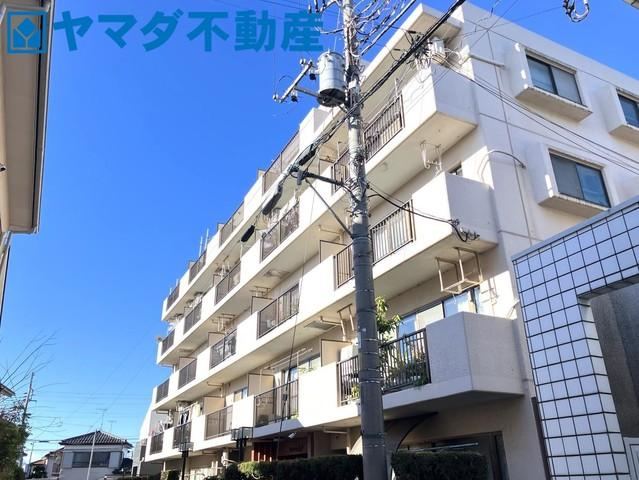 2LDK apartment in Sakado, Saitama - Photo 1