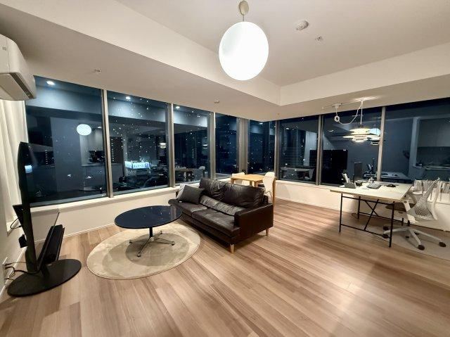 2LDK apartment in Chuo Ward, Tokyo - Photo 1