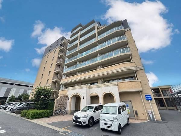 2LDK+S apartment in Nagareyama, Chiba - Photo 1