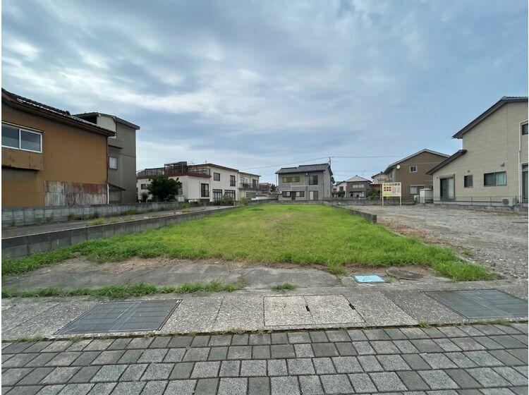194 m² land in Kurobe, Toyama - Photo 1