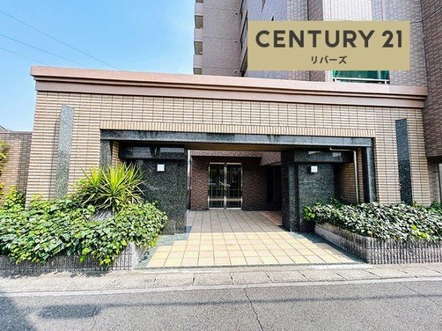4LDK apartment in Minato Ward, Nagoya, Aichi - Photo 1
