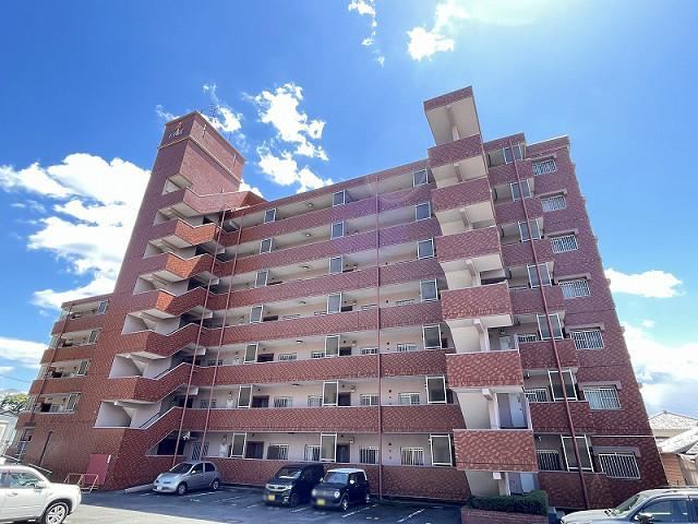 2LDK apartment in Oita, Oita - Photo 1