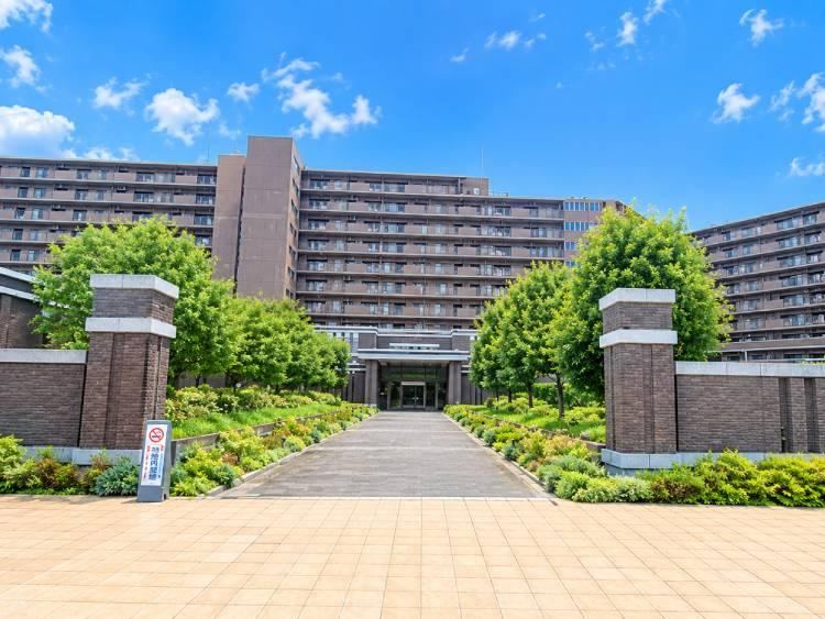 4LDK apartment in Machida, Tokyo - Photo 1