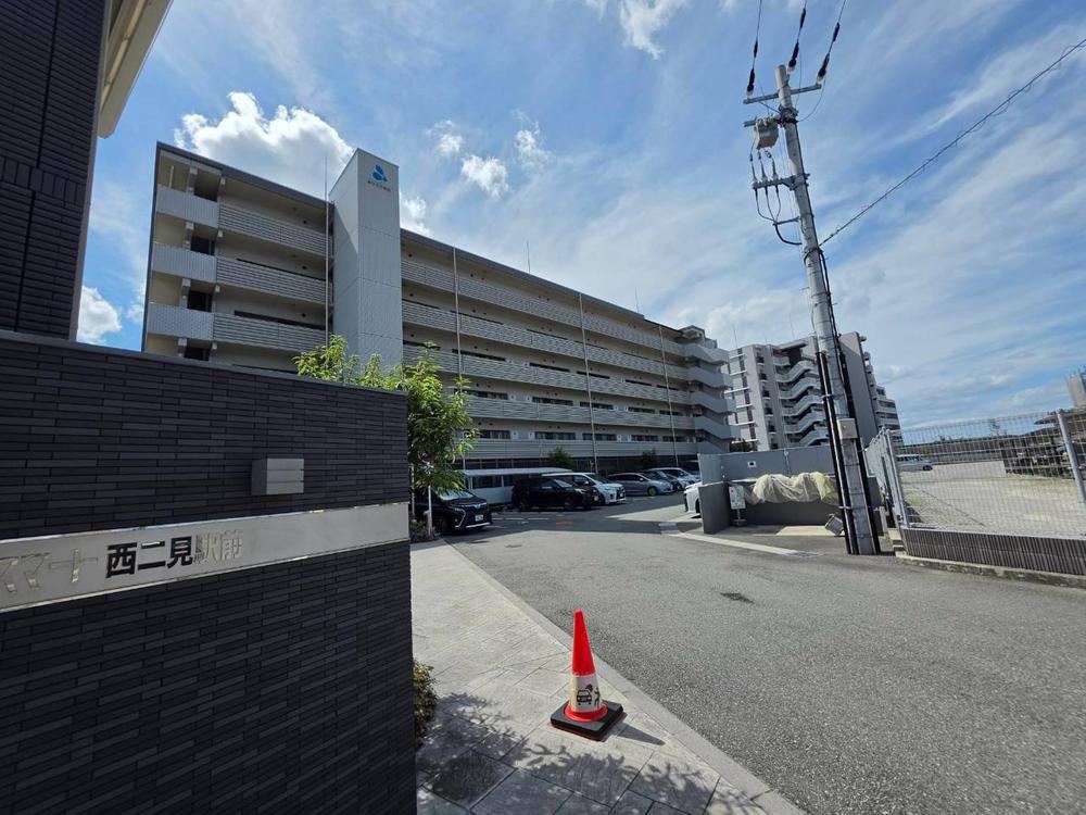 3LDK apartment in Akashi, Hyogo - Photo 1