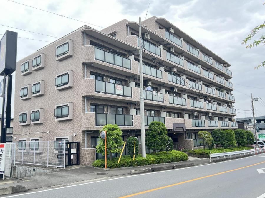 3LDK apartment in Kawagoe, Saitama - Photo 1