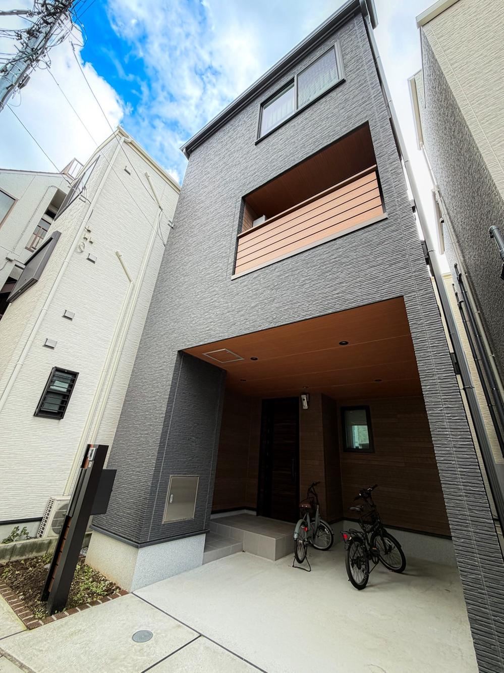 2LDK+S house in Kita Ward, Tokyo - Photo 1