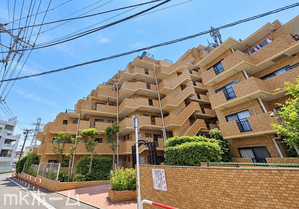 2DK apartment in Funabashi, Chiba - Photo 1