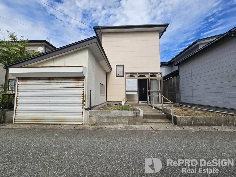 3LDK house in Akita, Akita - Photo 1