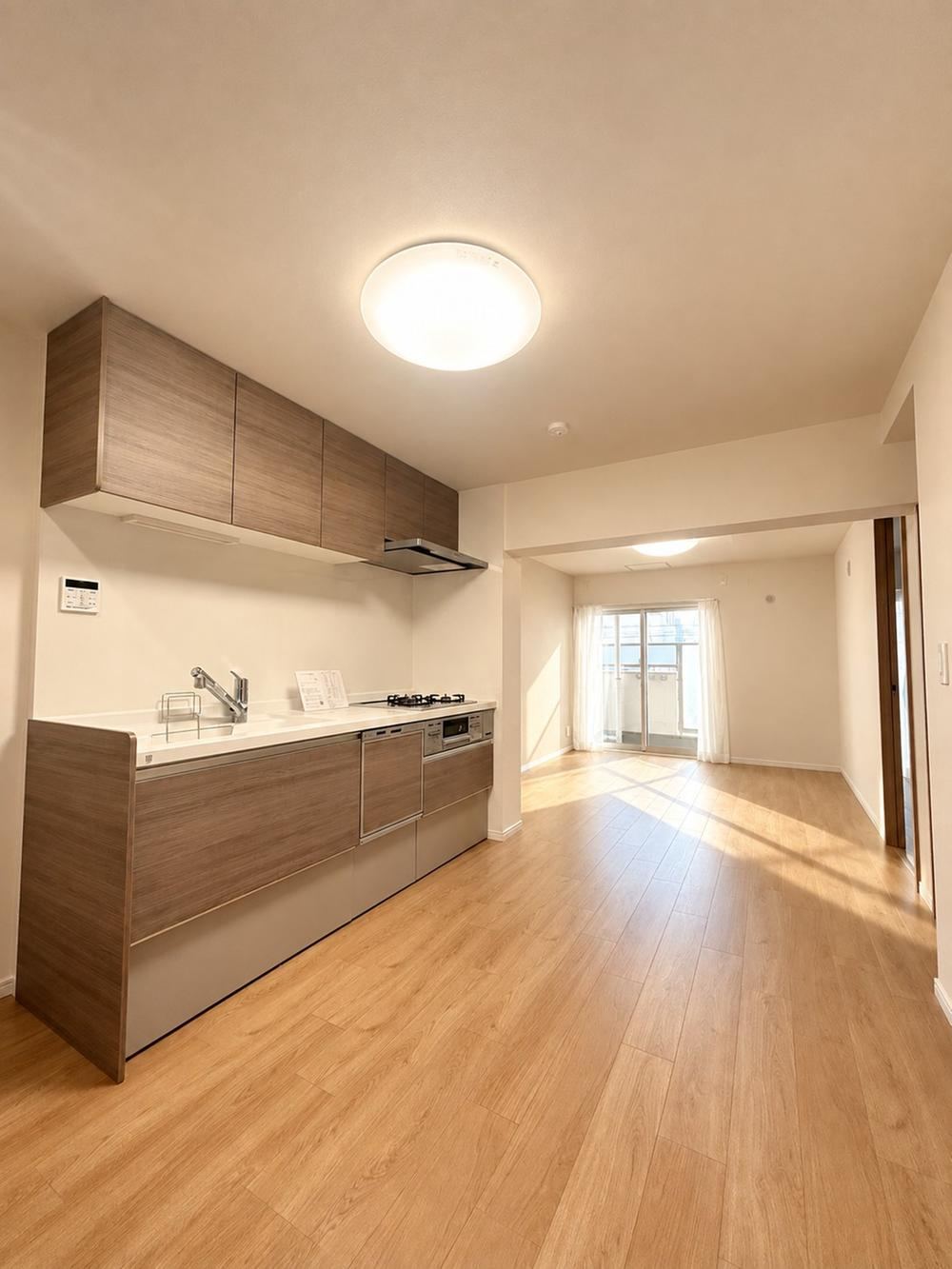 2LDK apartment in Ota Ward, Tokyo - Photo 1