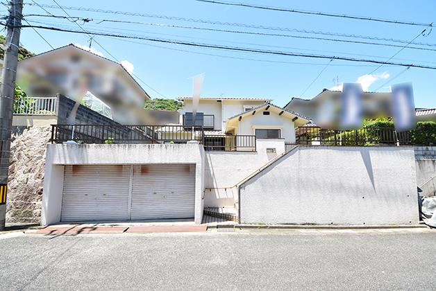 5LDK house in Nishi Ward, Hiroshima - Photo 1