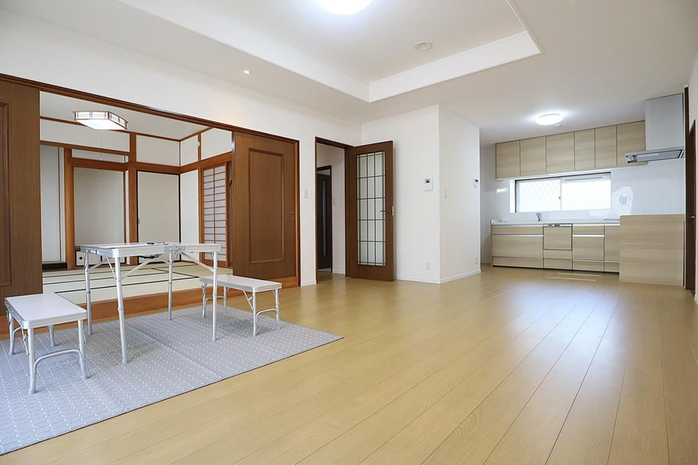 4LDK house in Asakita Ward, Hiroshima - Photo 1