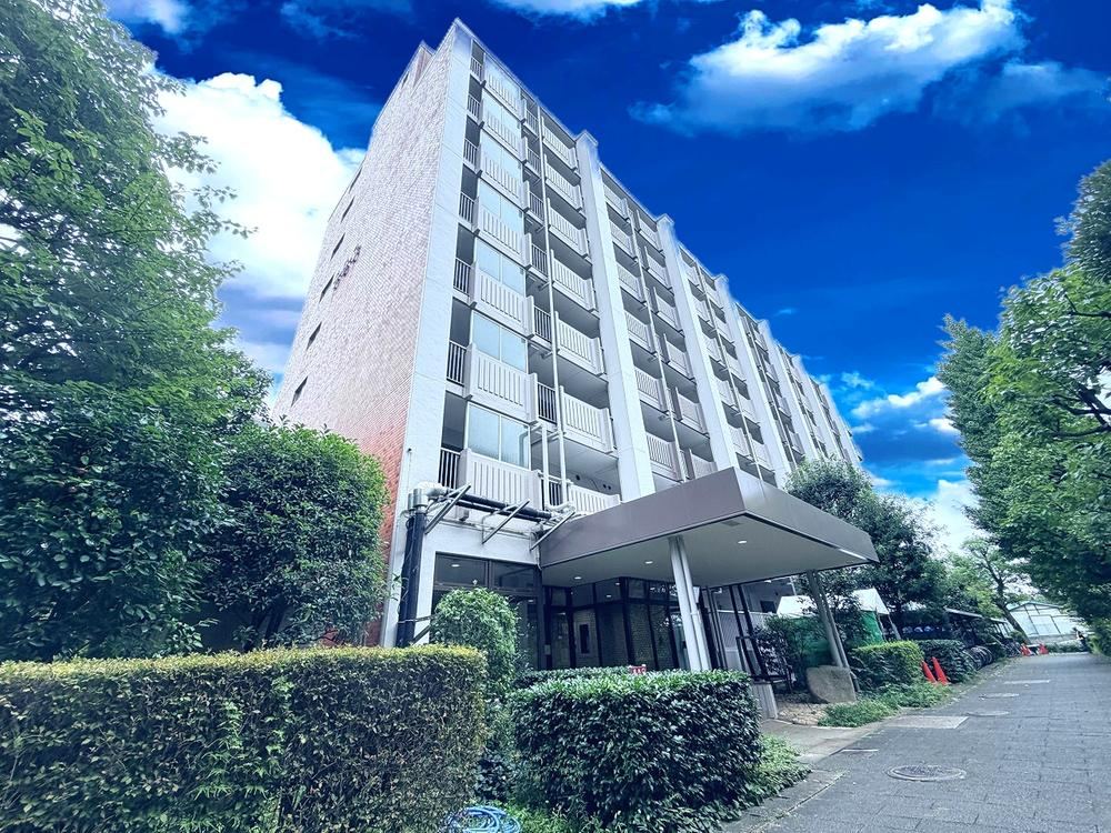2LDK apartment in Nerima Ward, Tokyo - Photo 1