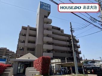 4LDK apartment in Ama
