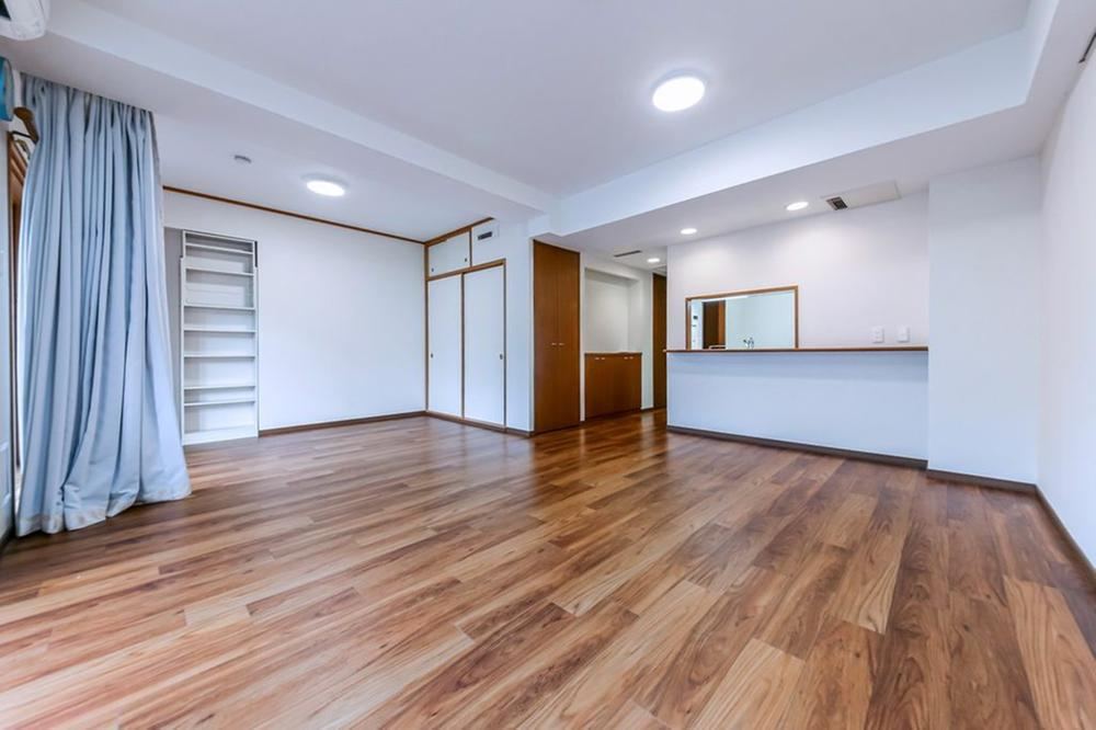 1LDK+S apartment in Bunkyo Ward, Tokyo - Photo 1