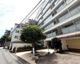 2LDK apartment in Joto Ward, Osaka - Photo 1