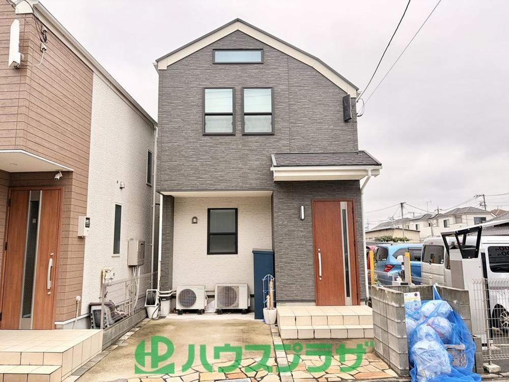 4LDK house in Adachi Ward, Tokyo - Photo 1