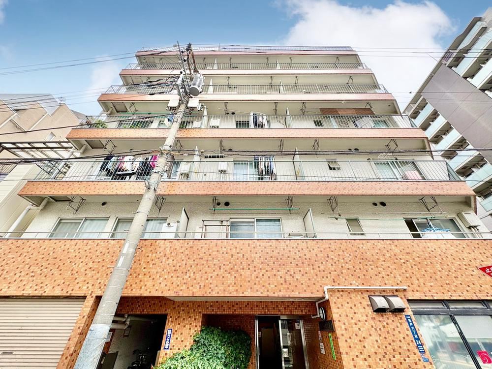 1LDK apartment in Koto Ward, Tokyo - Photo 1