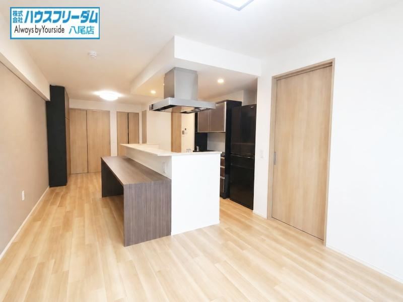3LDK apartment in Suita, Osaka - Photo 1