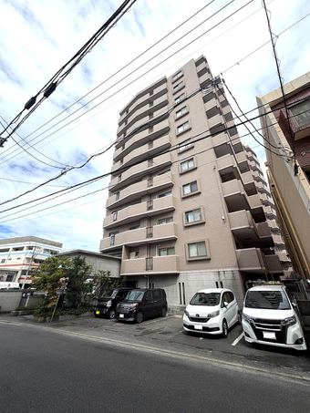 3LDK apartment in Iwakuni