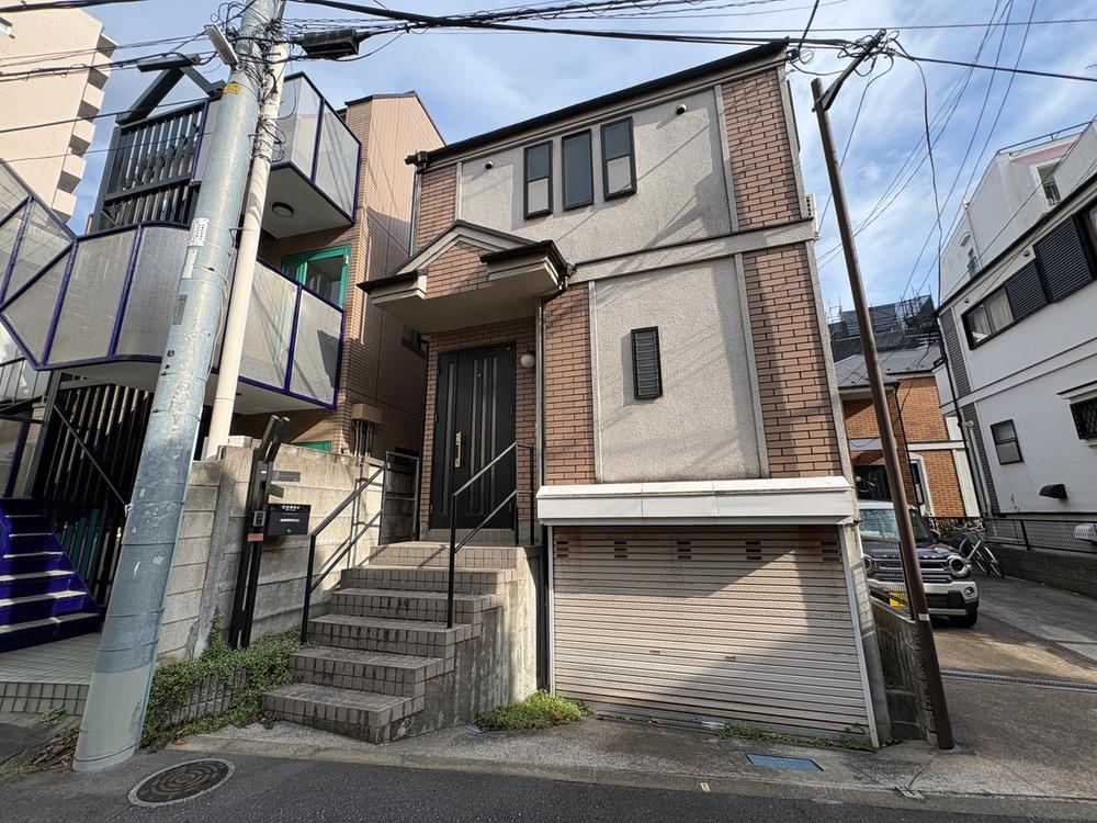 3LDK house in Suginami Ward, Tokyo - Photo 1