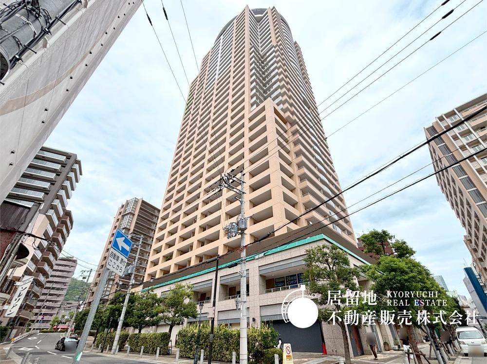 1LDK apartment in Chuo Ward, Kobe, Hyogo - Photo 1