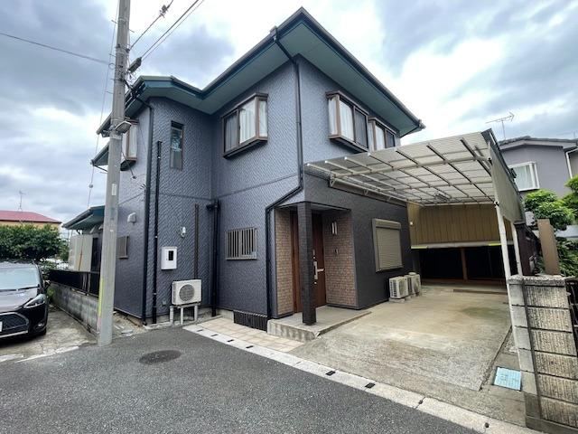 5LDK house in Nishi Ward, Saitama - Photo 1