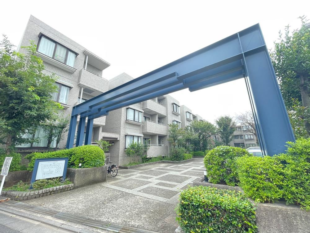 3LDK apartment in Suginami Ward, Tokyo - Photo 1