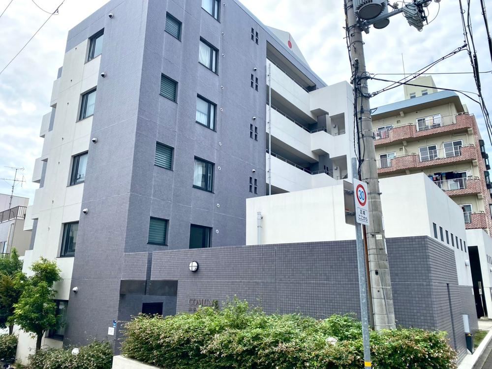 3DK apartment in Chuo Ward, Kobe, Hyogo - Photo 1