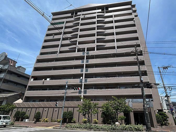 2LDK apartment in Fukuyama, Hiroshima - Photo 1