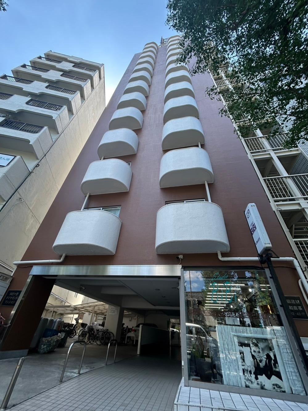 studio apartment in Suginami Ward, Tokyo - Photo 1