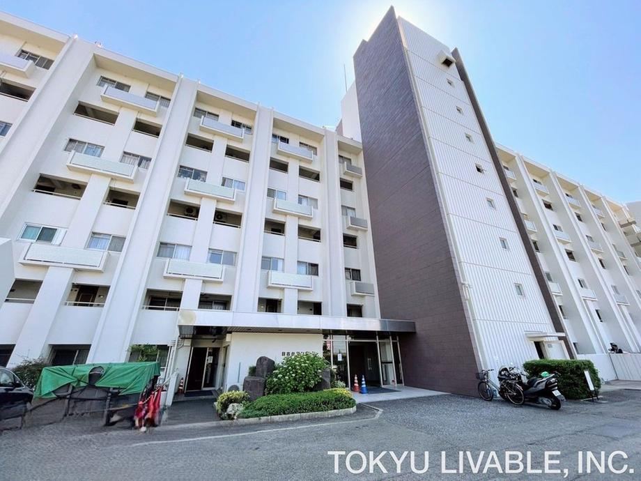 2LDK apartment in Kohoku Ward, Yokohama, Kanagawa - Photo 1