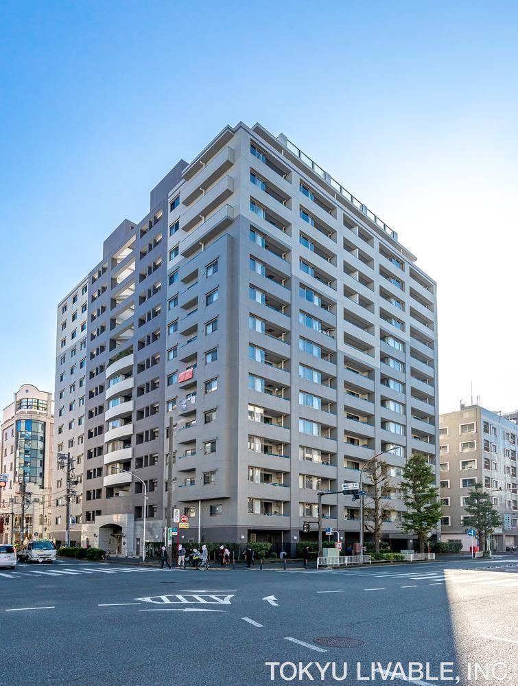 2LDK apartment in Naka Ward, Yokohama, Kanagawa - Photo 1