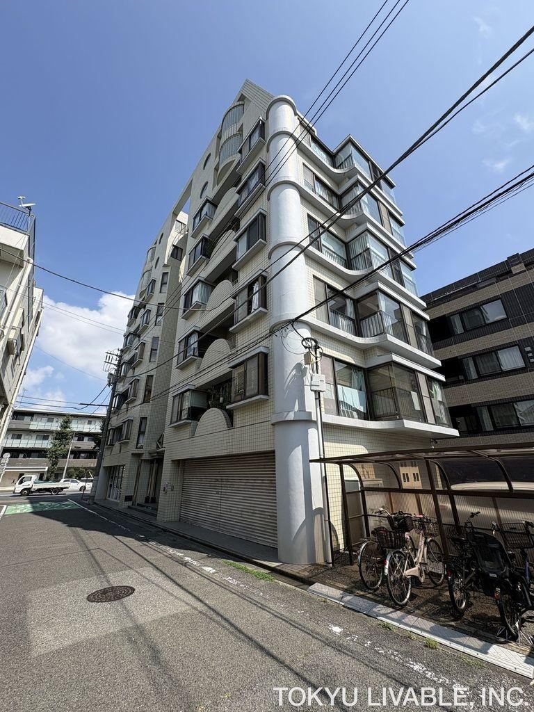 3LDK apartment in Nerima Ward, Tokyo - Photo 1
