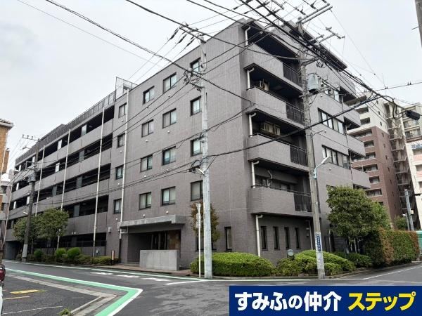 3LDK apartment in Katsushika Ward, Tokyo - Photo 1