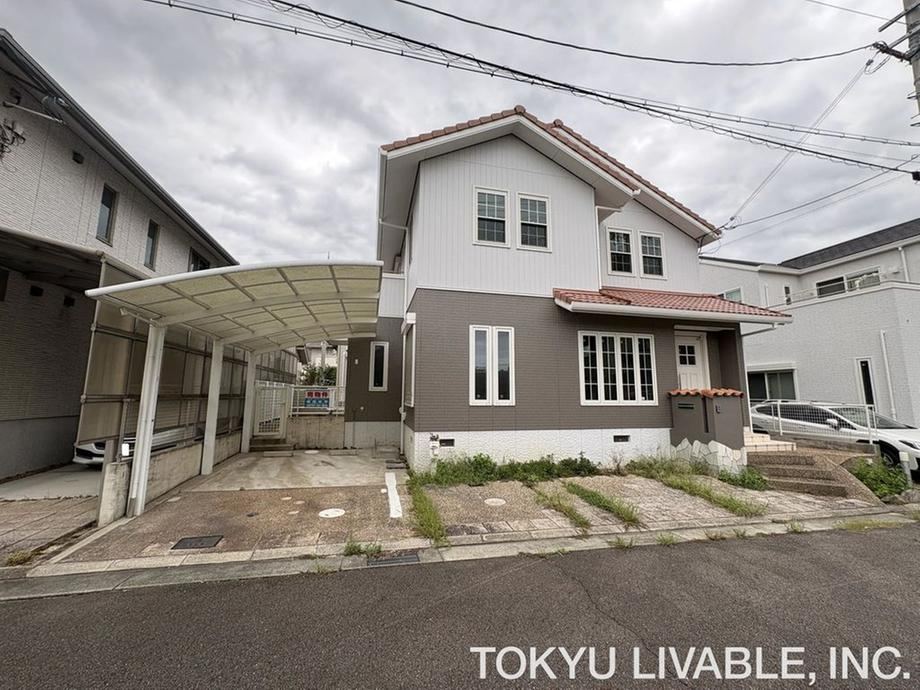 4LDK house in Takarazuka, Hyogo - Photo 1