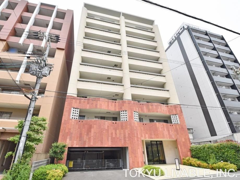 2LDK apartment in Joto Ward, Osaka - Photo 1