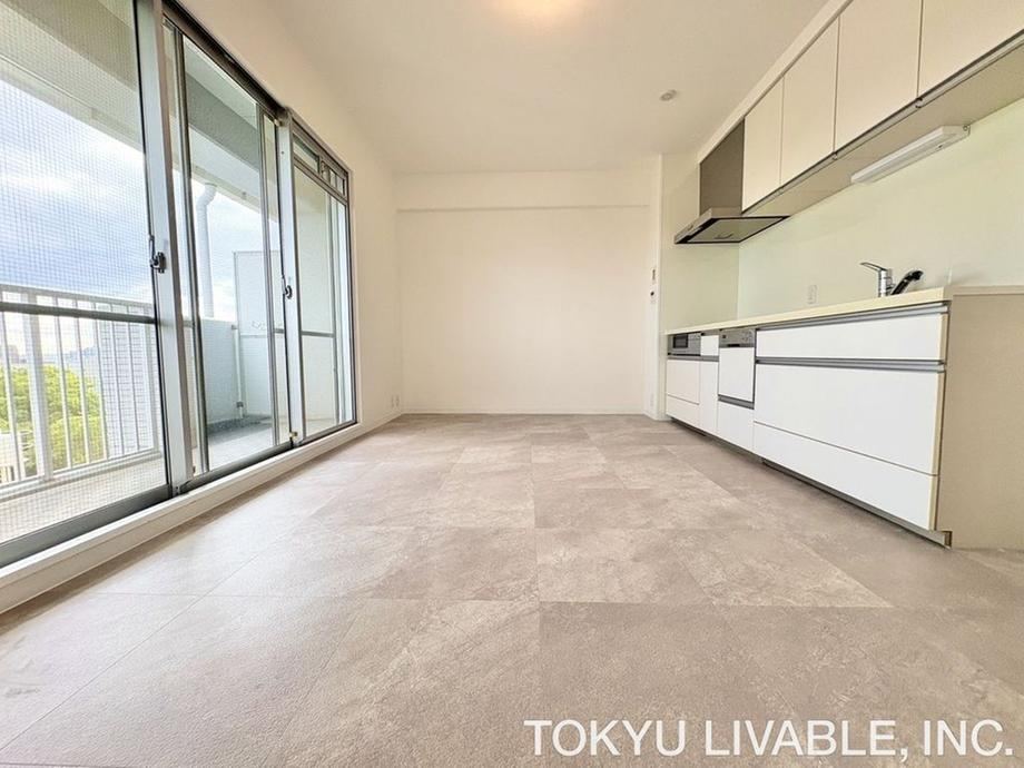 2DK apartment in Nishinomiya, Hyogo - Photo 1