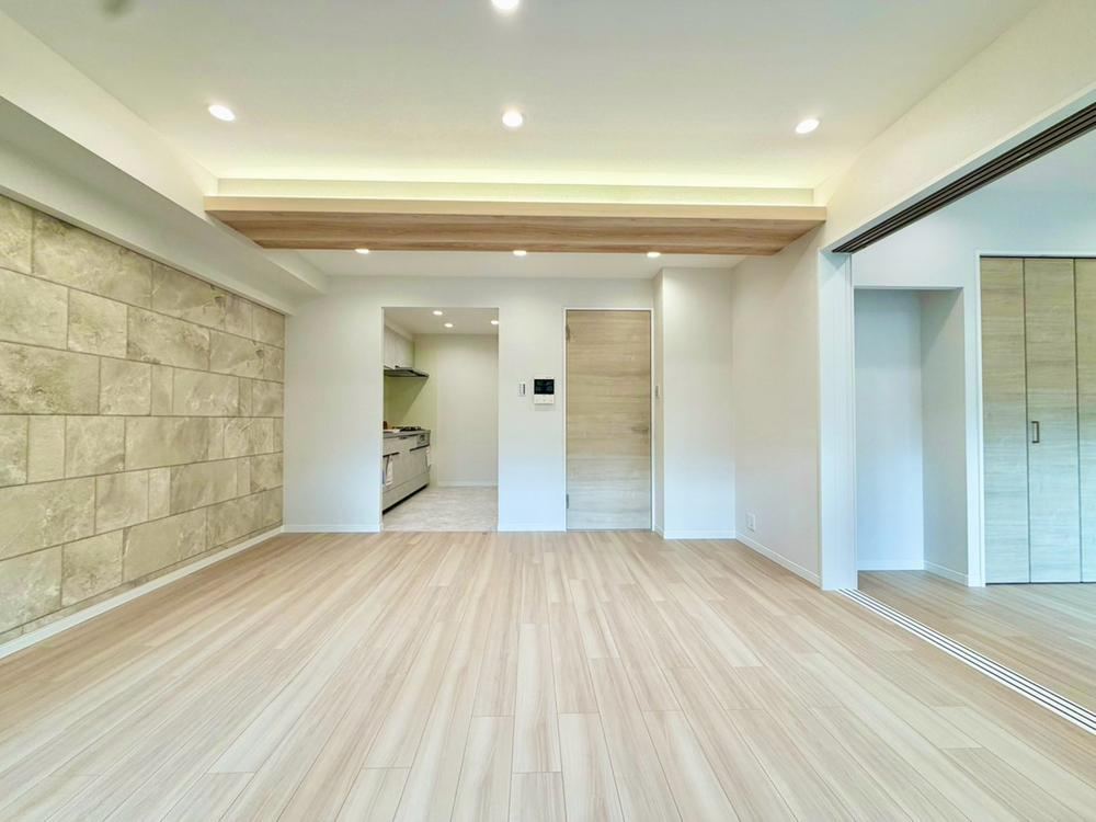 1LDK apartment in Minami Ward, Yokohama, Kanagawa - Photo 1