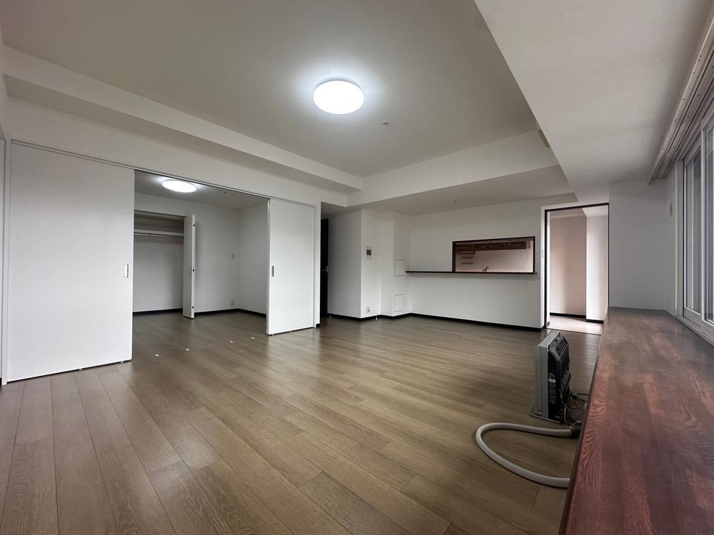 4LDK apartment in Chuo Ward, Sapporo, Hokkaido - Photo 1