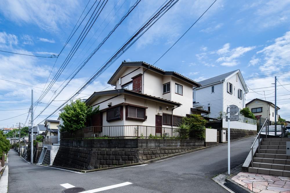 2LDK house in Isogo Ward, Yokohama, Kanagawa - Photo 1