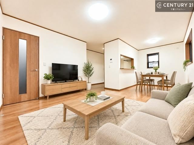 4LDK house in Wakaba Ward, Chiba - Photo 1