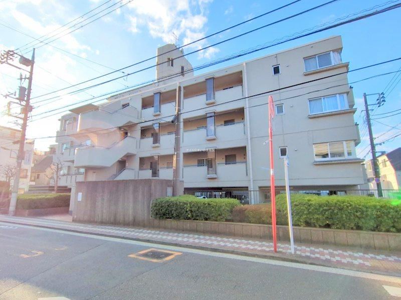 2LDK+S apartment in Ota Ward, Tokyo - Photo 1