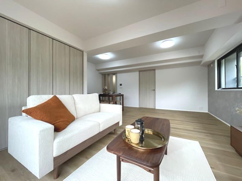 2LDK apartment in Chuo Ward, Fukuoka - Photo 1