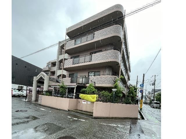 1LDK apartment in Ashiya, Hyogo - Photo 1