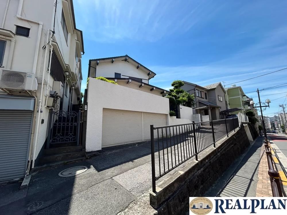 218 m² land in Kita Ward, Tokyo - Photo 1
