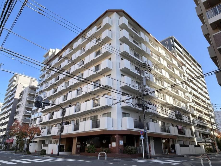 3LDK apartment in Shinagawa Ward, Tokyo - Photo 1