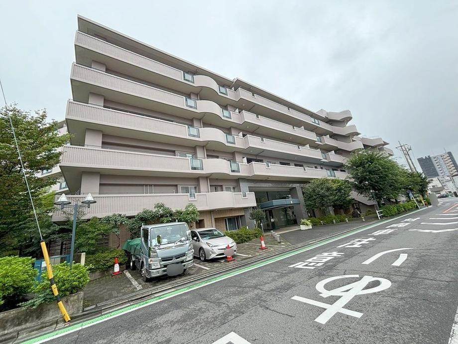 3LDK apartment in Tokorozawa, Saitama - Photo 1
