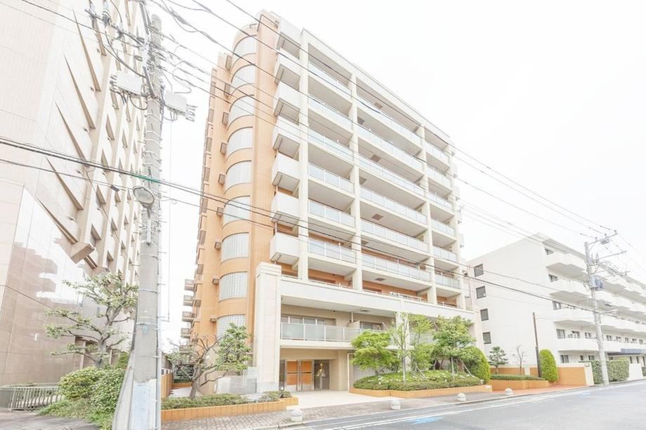 2LDK apartment in Koto Ward, Tokyo - Photo 1