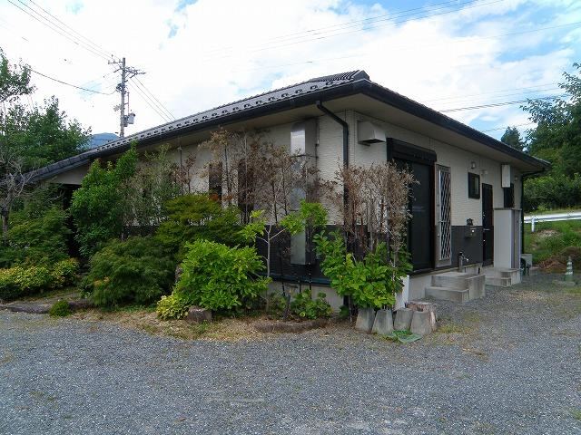 2DK+S house in Takamori, Shimoina District, Nagano - Photo 1